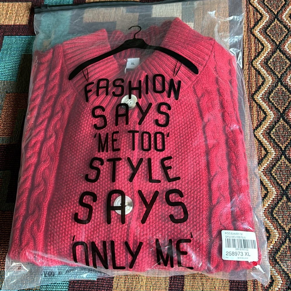 Cardigan - Picture 10 of 10